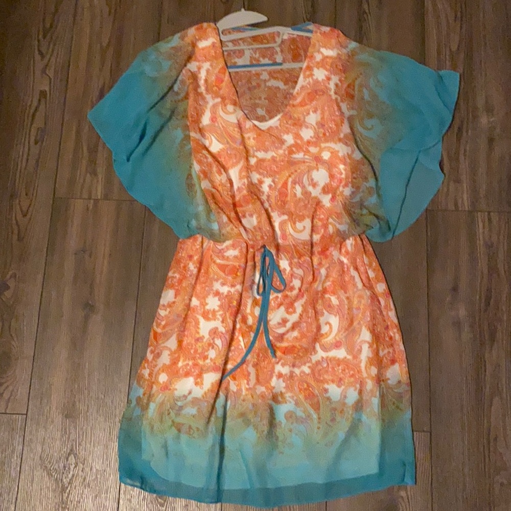 NWOT Summer beachy dress paisley